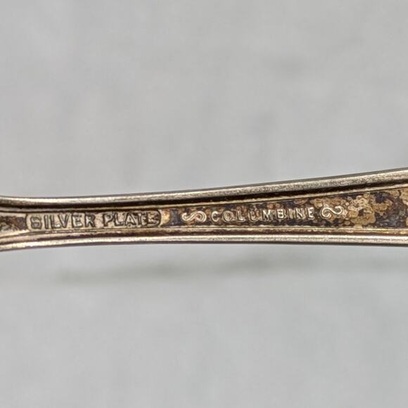 5pc Vintage Silverplate Utensil Lot 4"-8" Mixed Brands WM Rogers Holmes Edwards - Picture 5 of 9